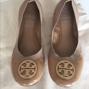 Tory Burch Carolina flats